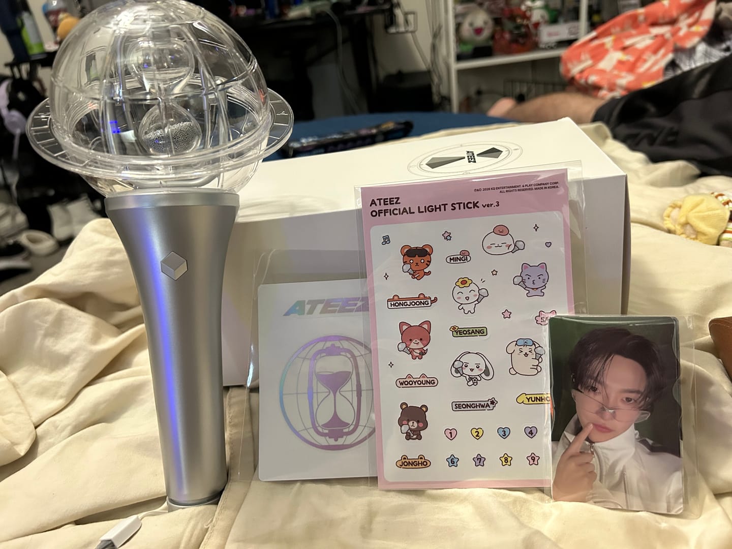 Customer photo review of ATEEZ - OFFICIAL LIGHT STICK VER.3