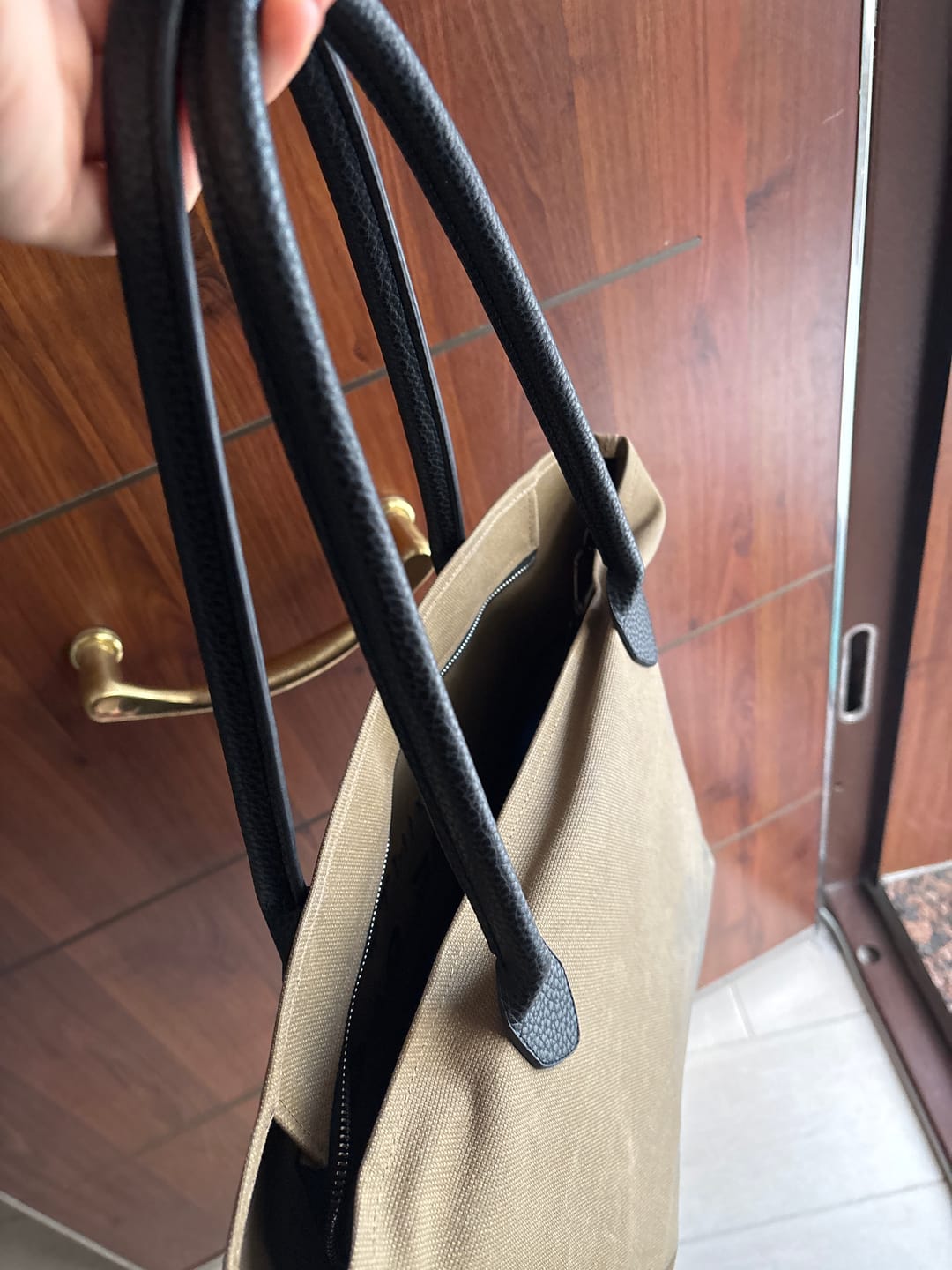 Customer photo review of FERMUARLI MUMLU KANVAS FİNE ÇANTA - BÜYÜK - HARDAL