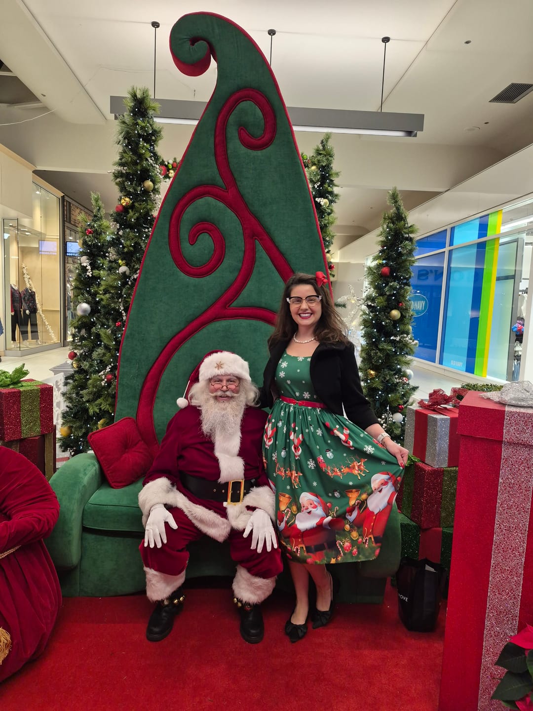 Customer photo review of 1950s Santa Claus Snowflake U-Neck Swing Dress