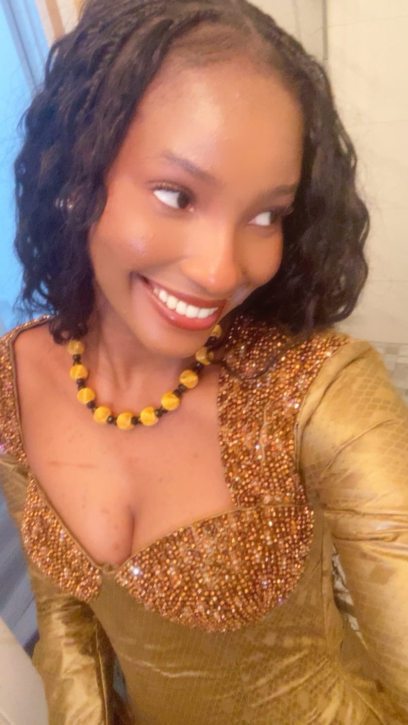 Customer photo review of Deep Wave Bulk Hair Extensions for Braiding