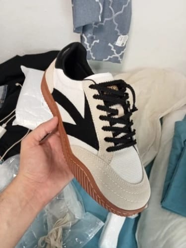Customer photo review of CARNIVL™ Maden Vintage Military Black Sneaker
