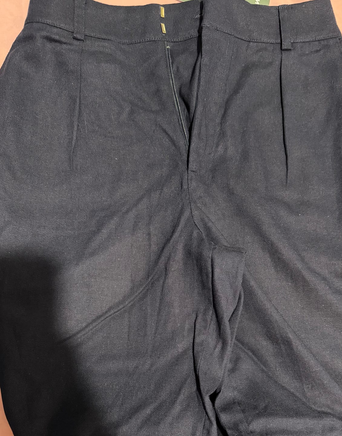Customer photo review of Calça Slouchy Íris Azul Escuro