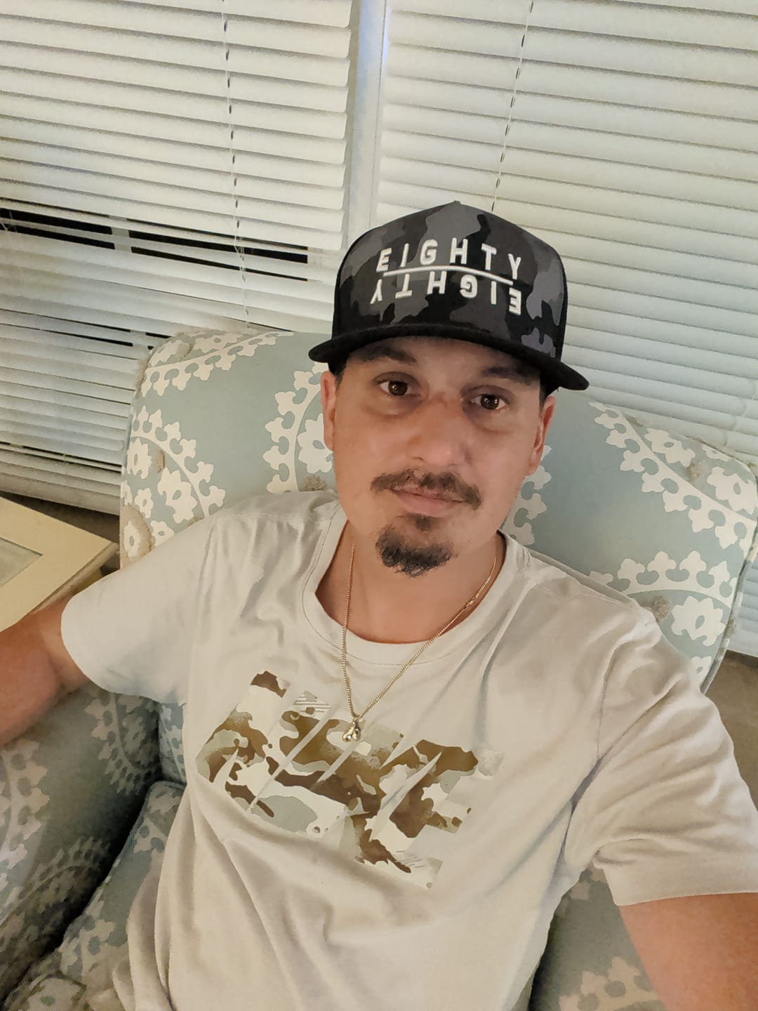 Customer photo review of 80Eighty® Mirror Hat