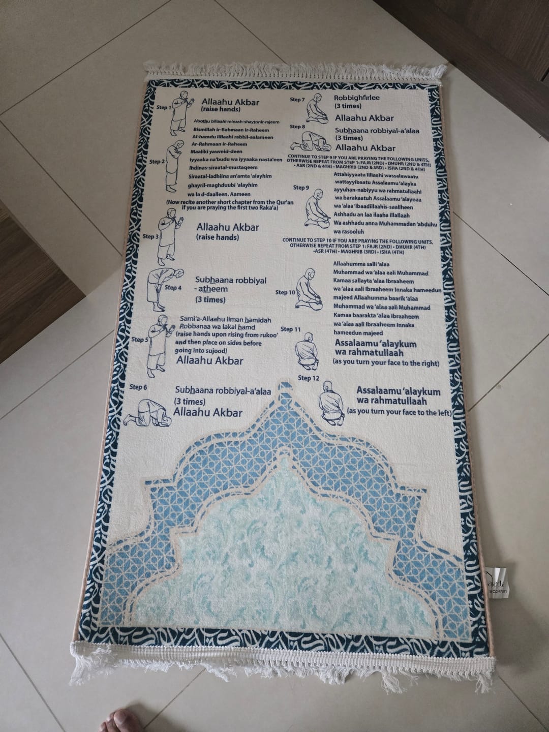 Customer photo review of Step-by-Step Phonetic Salah Padded Prayer Mat