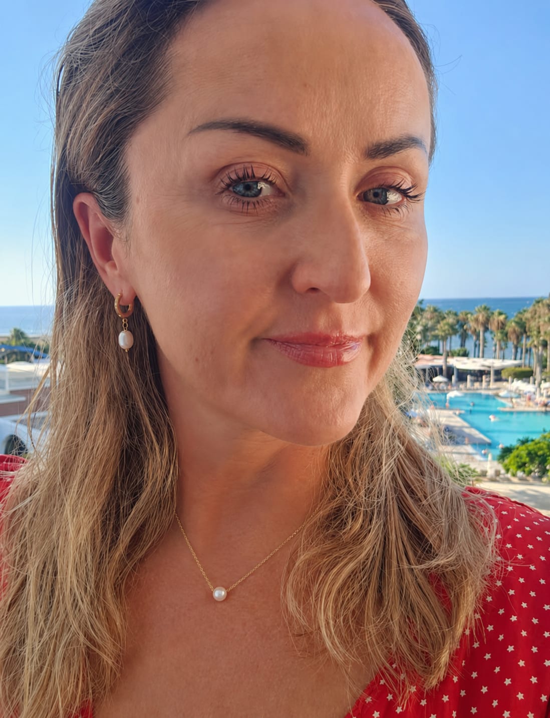 Customer photo review of Luna Natural Pearl Necklace
