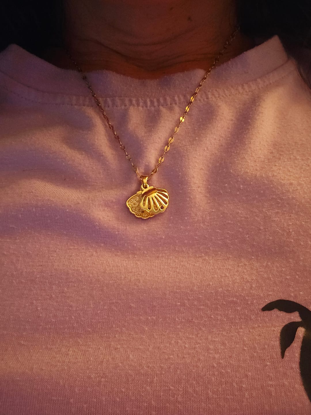 Customer photo review of Waikiki Pearl Necklace