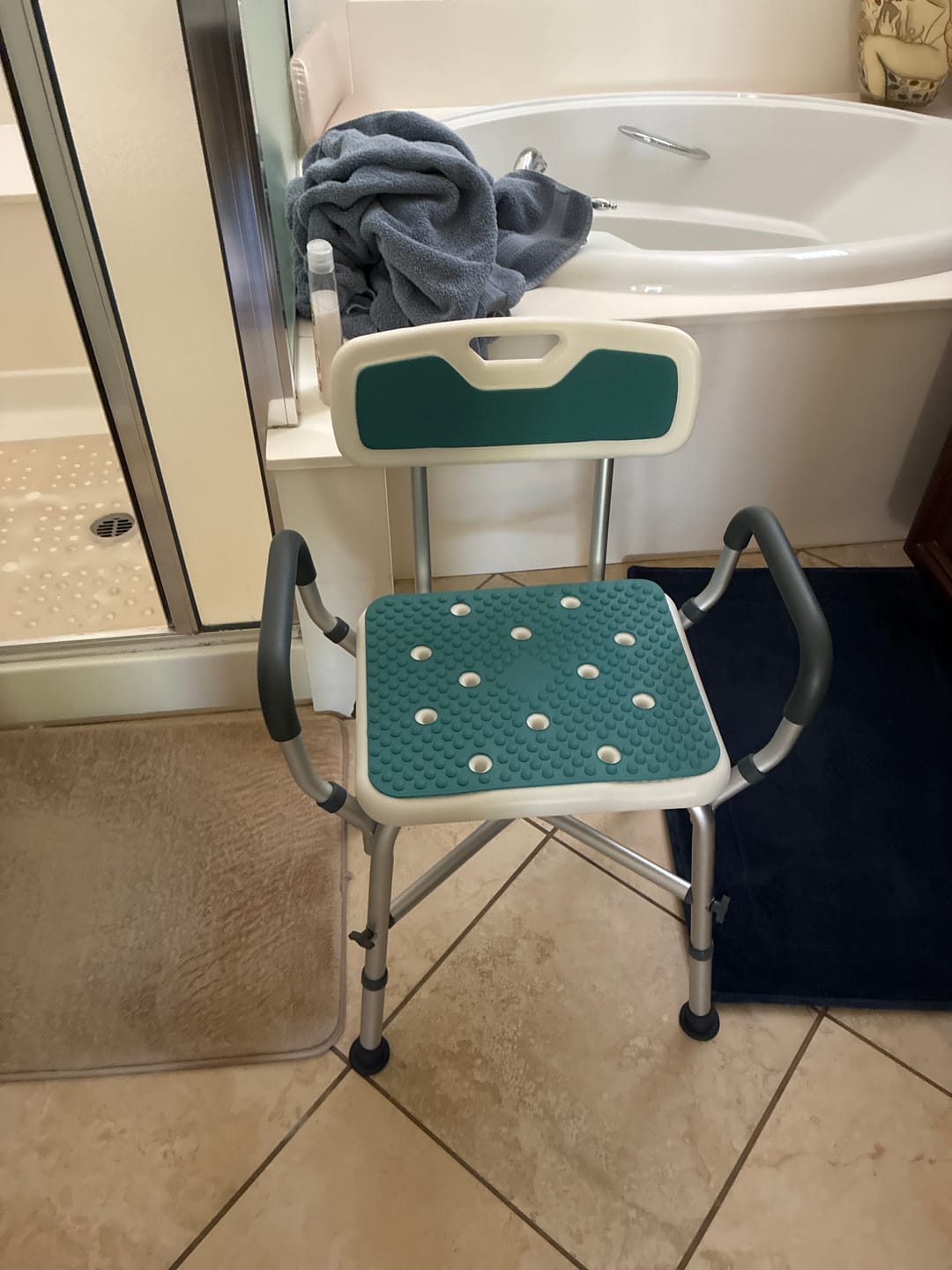 Customer photo review of Heavy Duty Shower Chair with Arms (450lb Capacity)