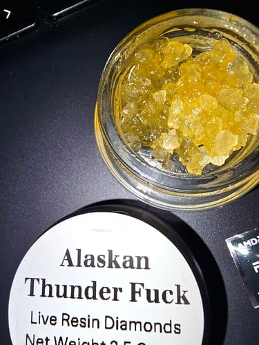 Customer photo review of Alaskan Thunder Fuck | Live Resin Diamonds
