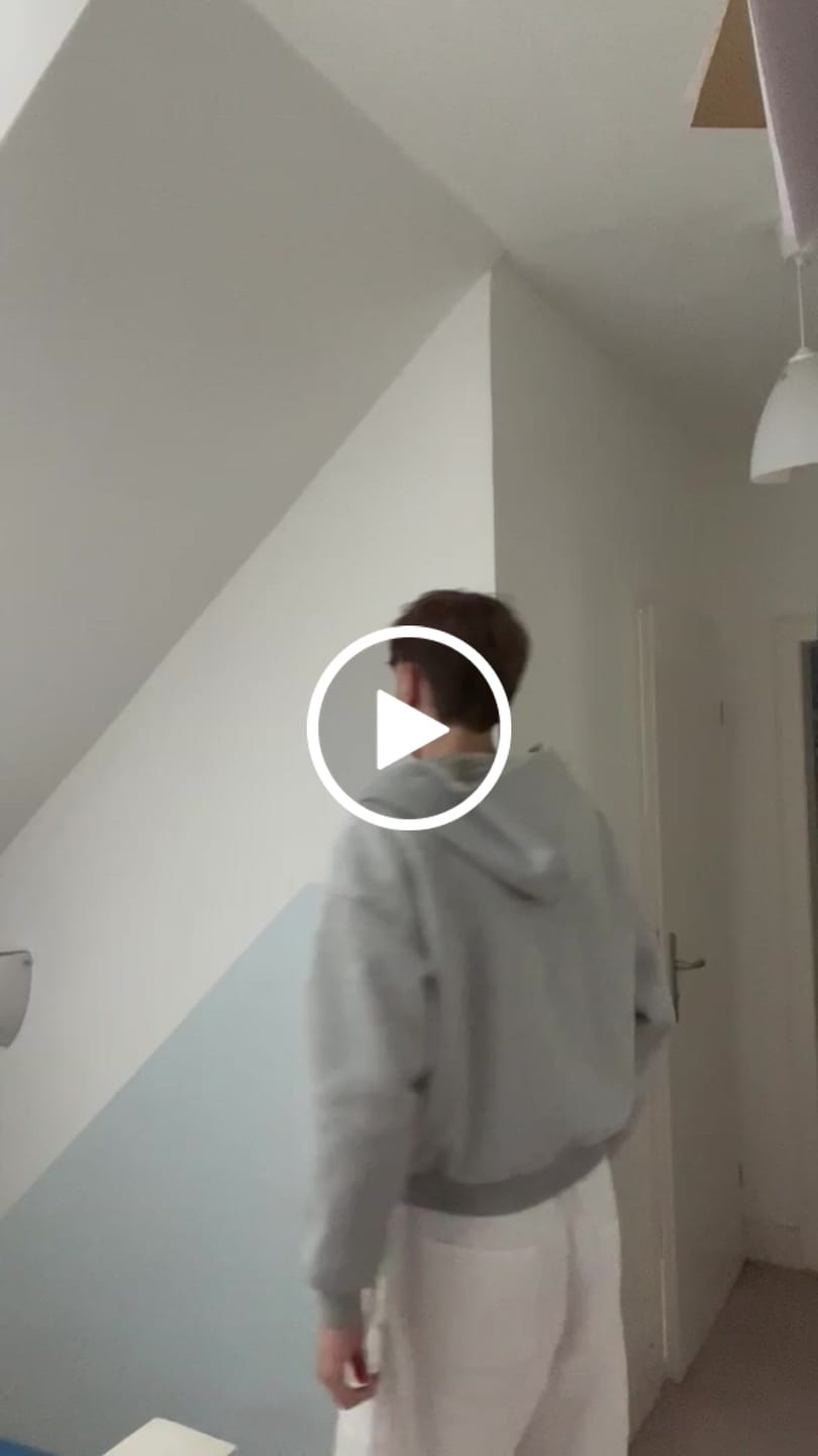 Customer video review of Reversible Flannel Zip-Hoodie Yellow