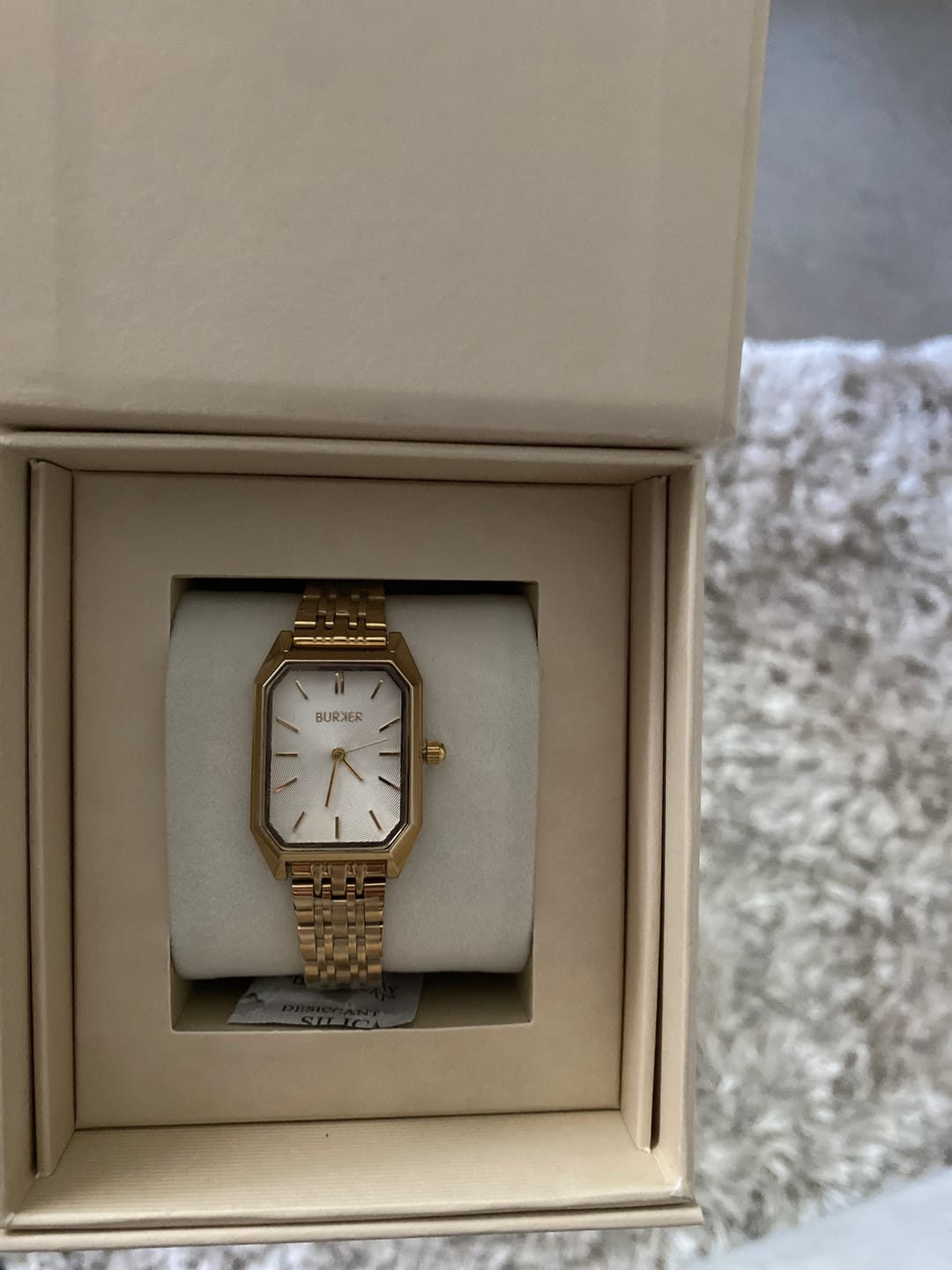 Customer photo review of Isabell Gold
