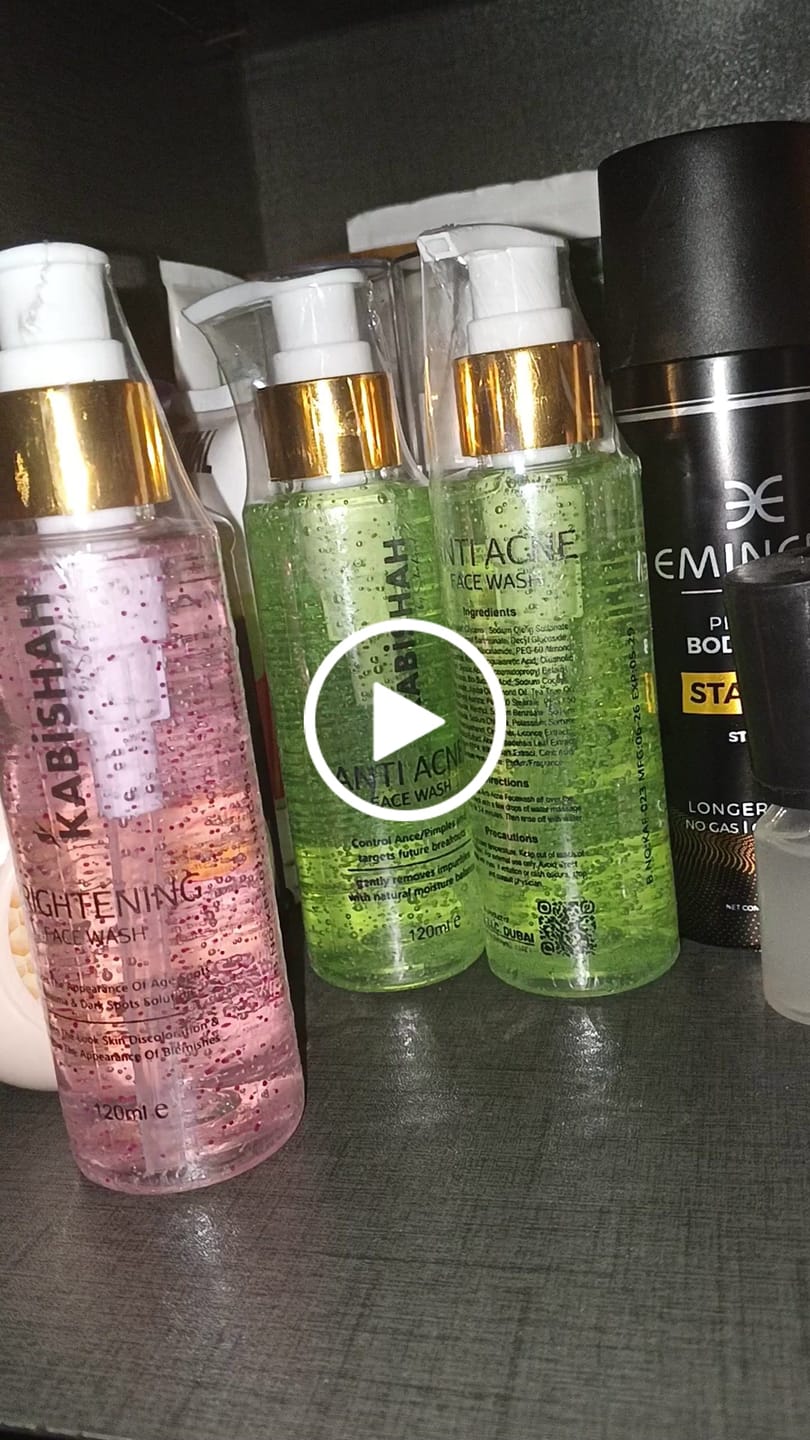 Customer video review of ClearSkin Pro Anti Acne Face Wash Double Pack
