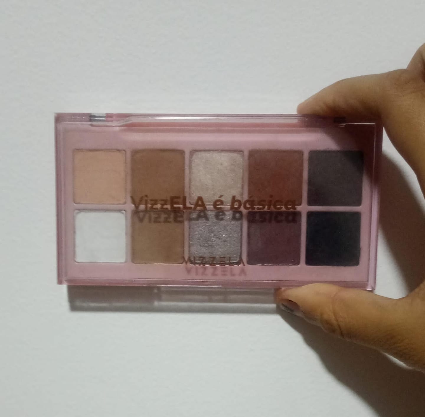 Customer photo review of Paleta de Sombras Ela é Básica - Vizzela