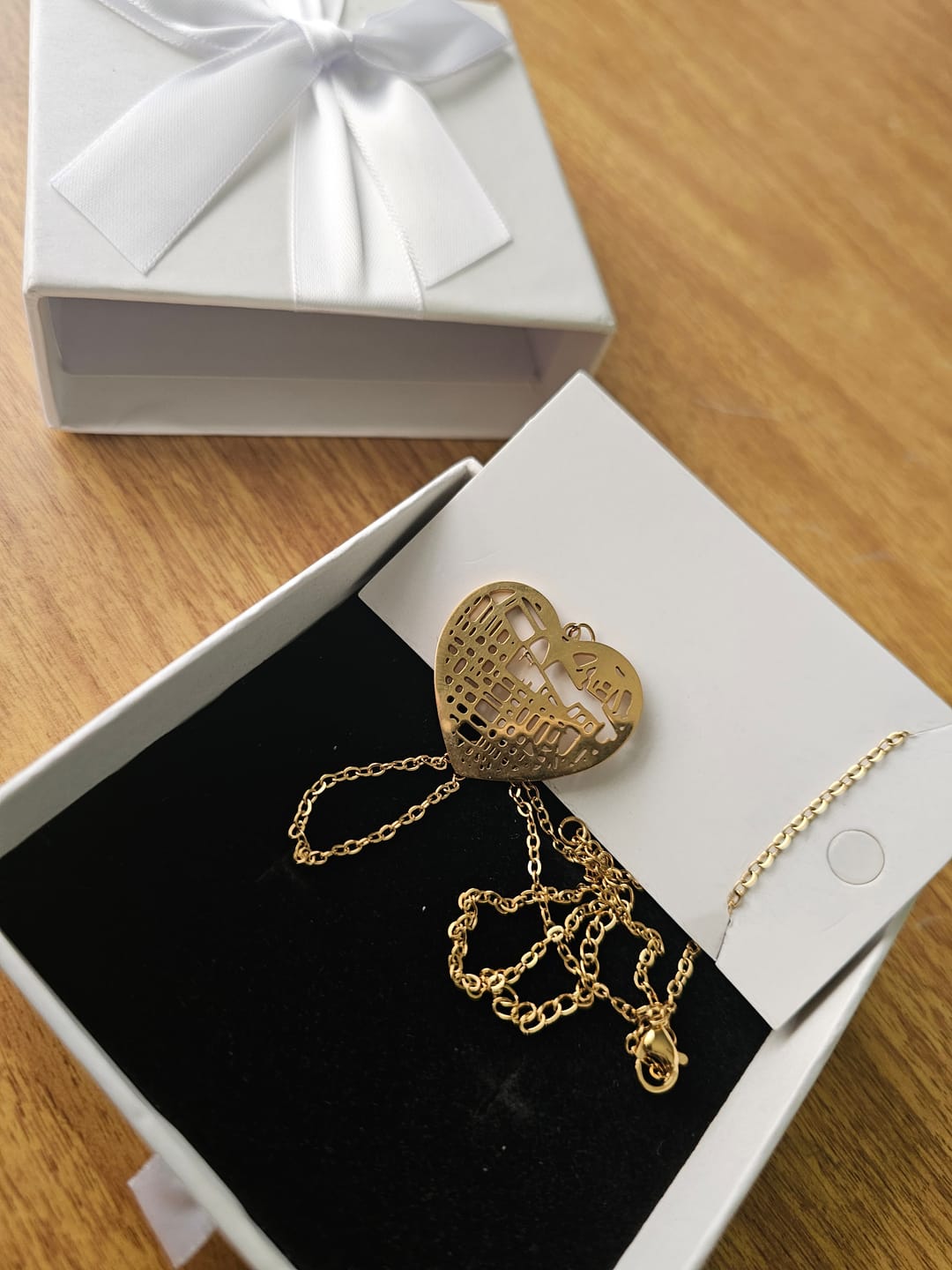 Customer photo review of Caixa de presente