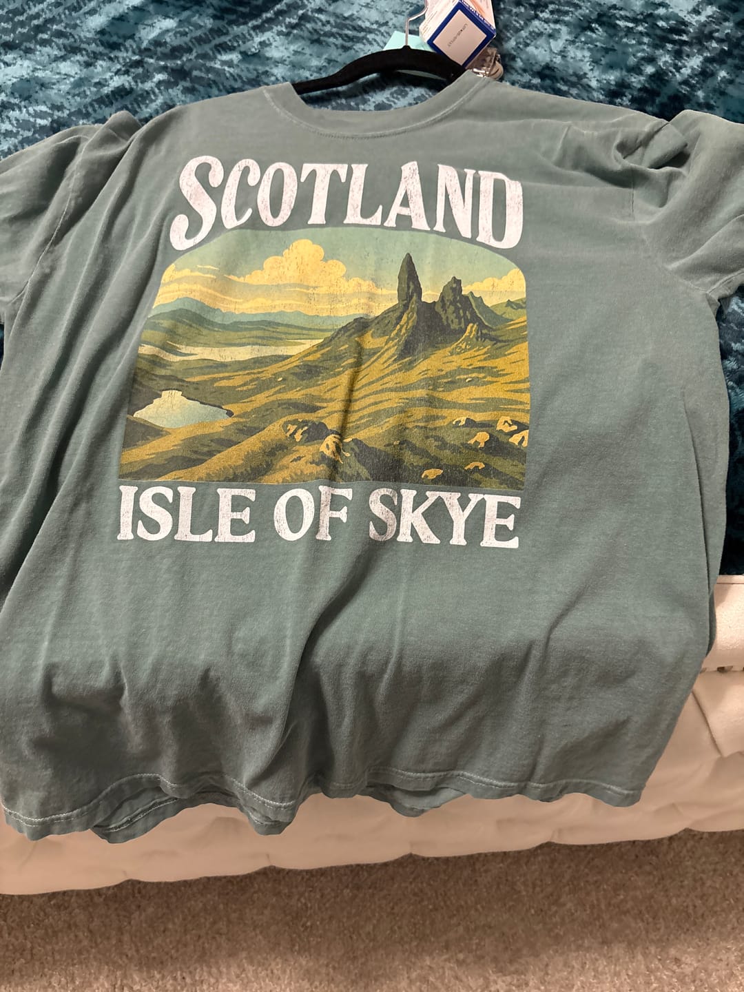 Customer photo review of Scotland Isle of Skye "Big & Bold" T-Shirt