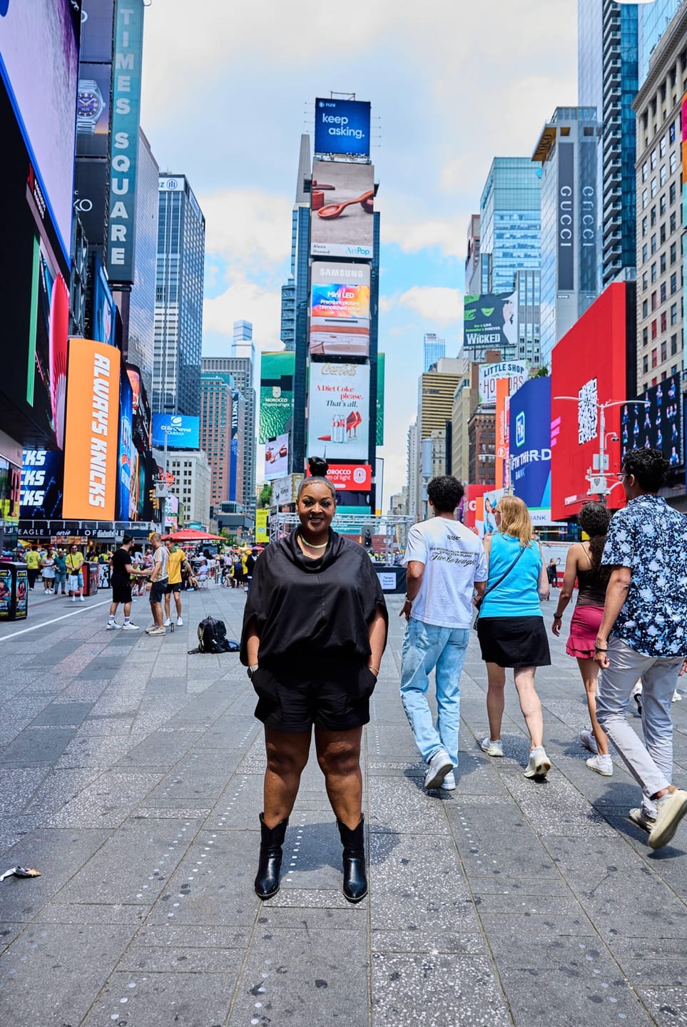 Customer photo review of Weekender Shorts