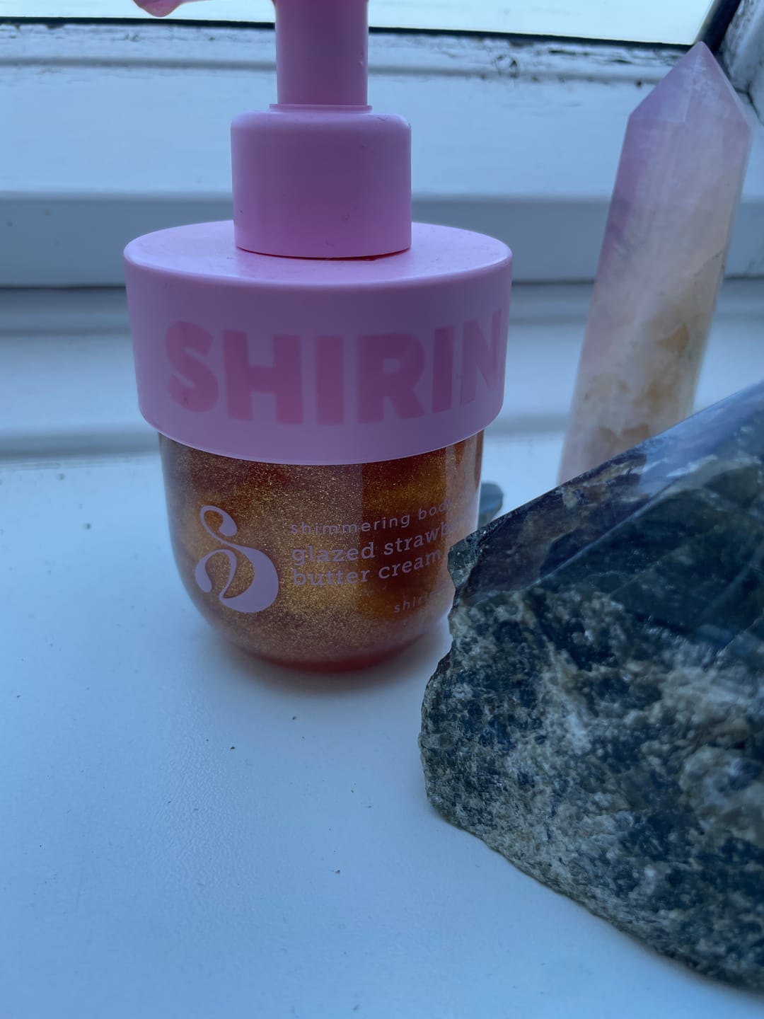 Customer photo review of Shimmering Body Oil Glazed Strawberry Butter Cream