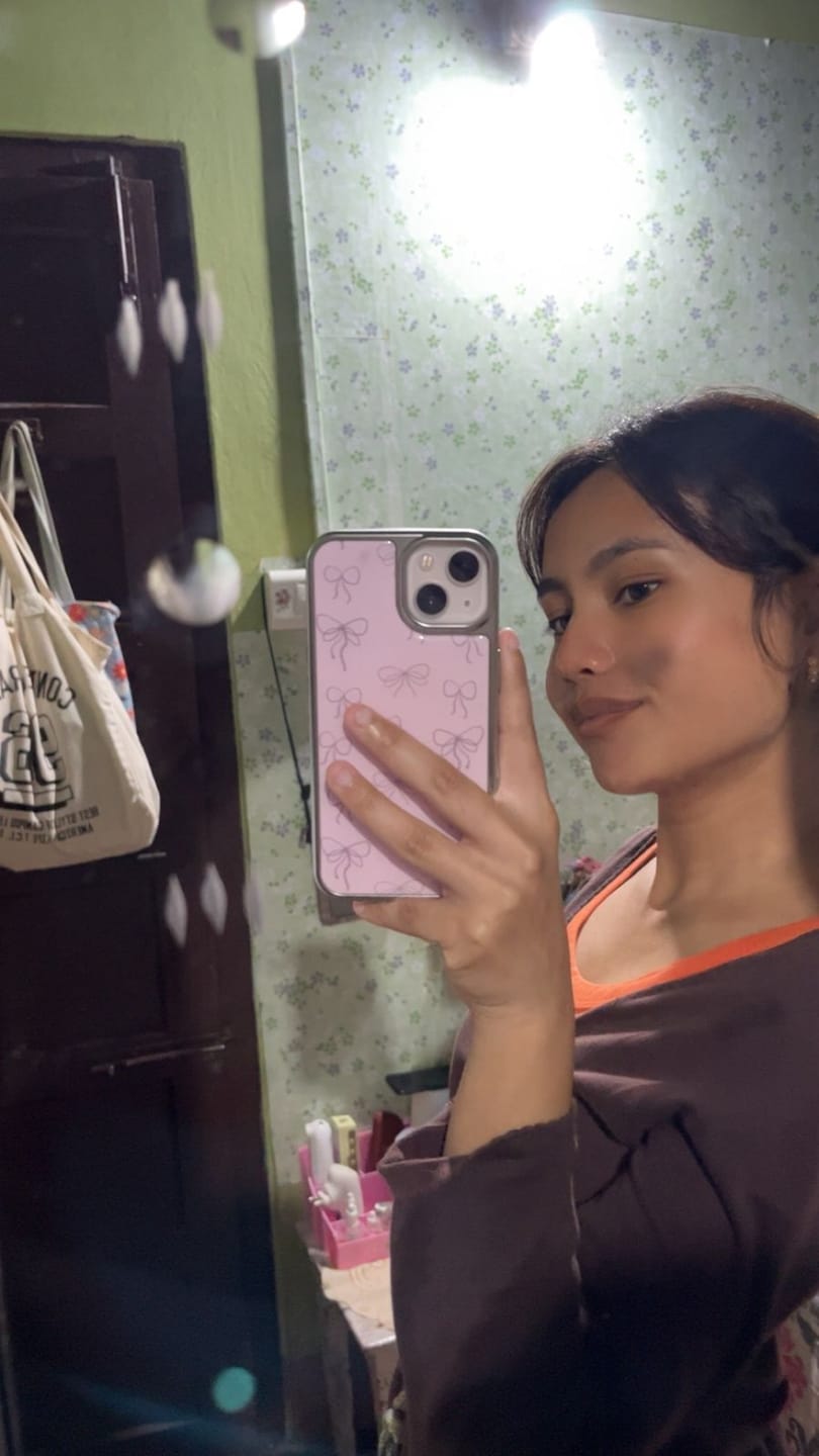 Customer photo review of Cute Pink Bow High Quality Silver Bumper Pre-Order iPhone Case