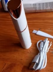 Customer photo review of 2-in-1 Beauty Trimmer — Zomerklaar van wenkbrauw tot bikinilijn