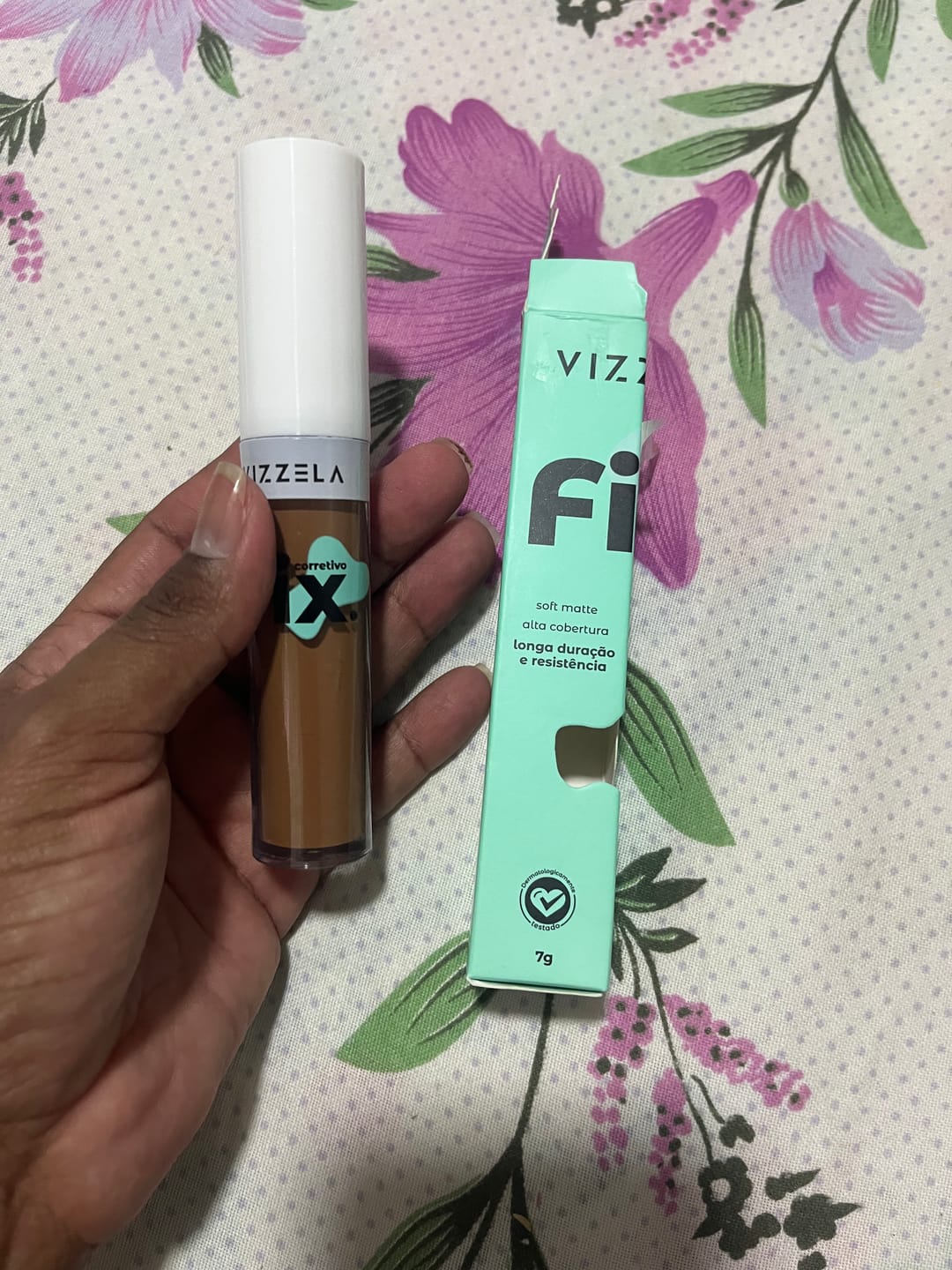 Customer photo review of Corretivo Líquido FIX - Vizzela