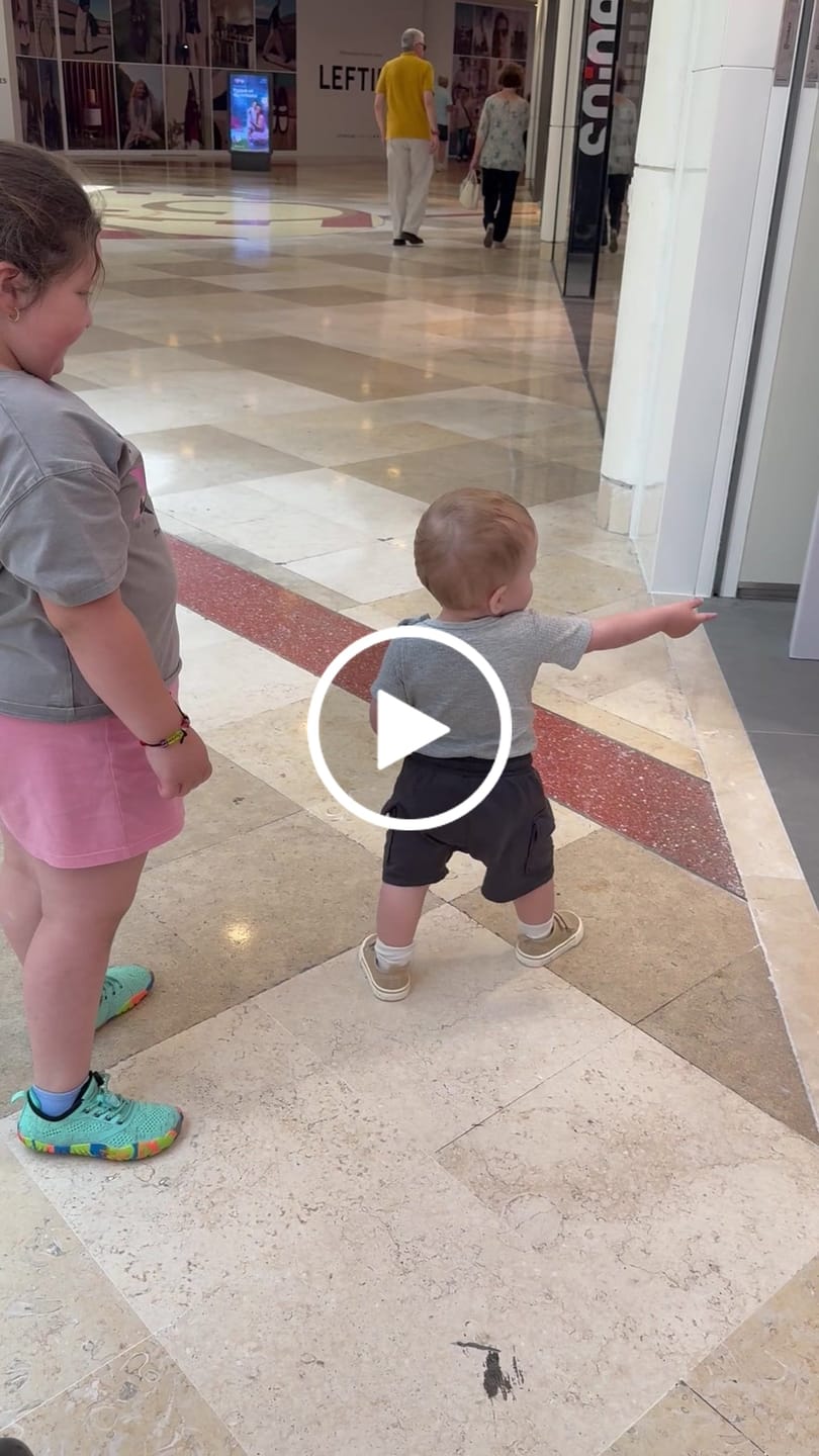 Customer video review of Niños Smart Ⅰ - Zapatos Barefoot