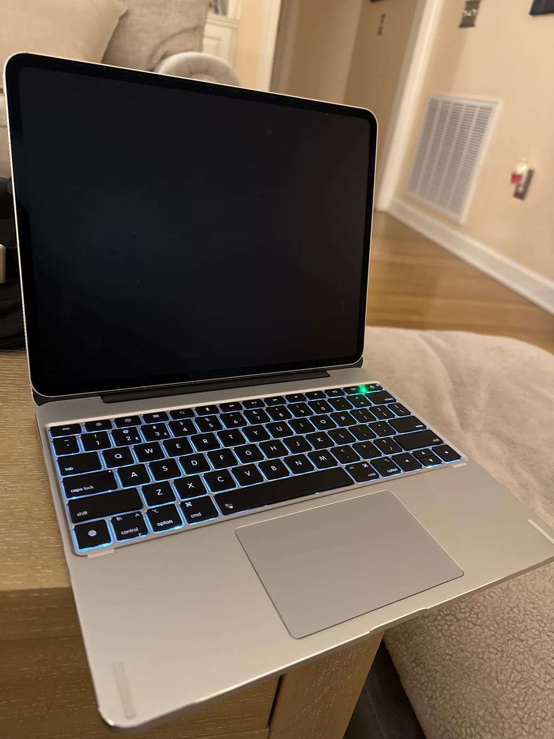 Customer photo review of Brydge MAX 13.0 for iPad Pro 13-inch (M4/M5)