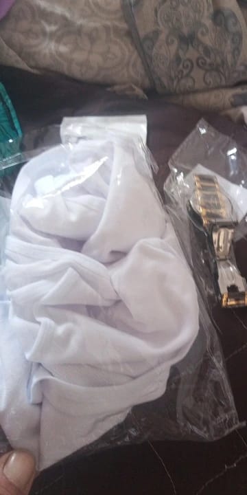 Customer photo review of BaseFit Tank | הגופייה שמזכירה לגוף שלך להתיישר, בלי מאמץ