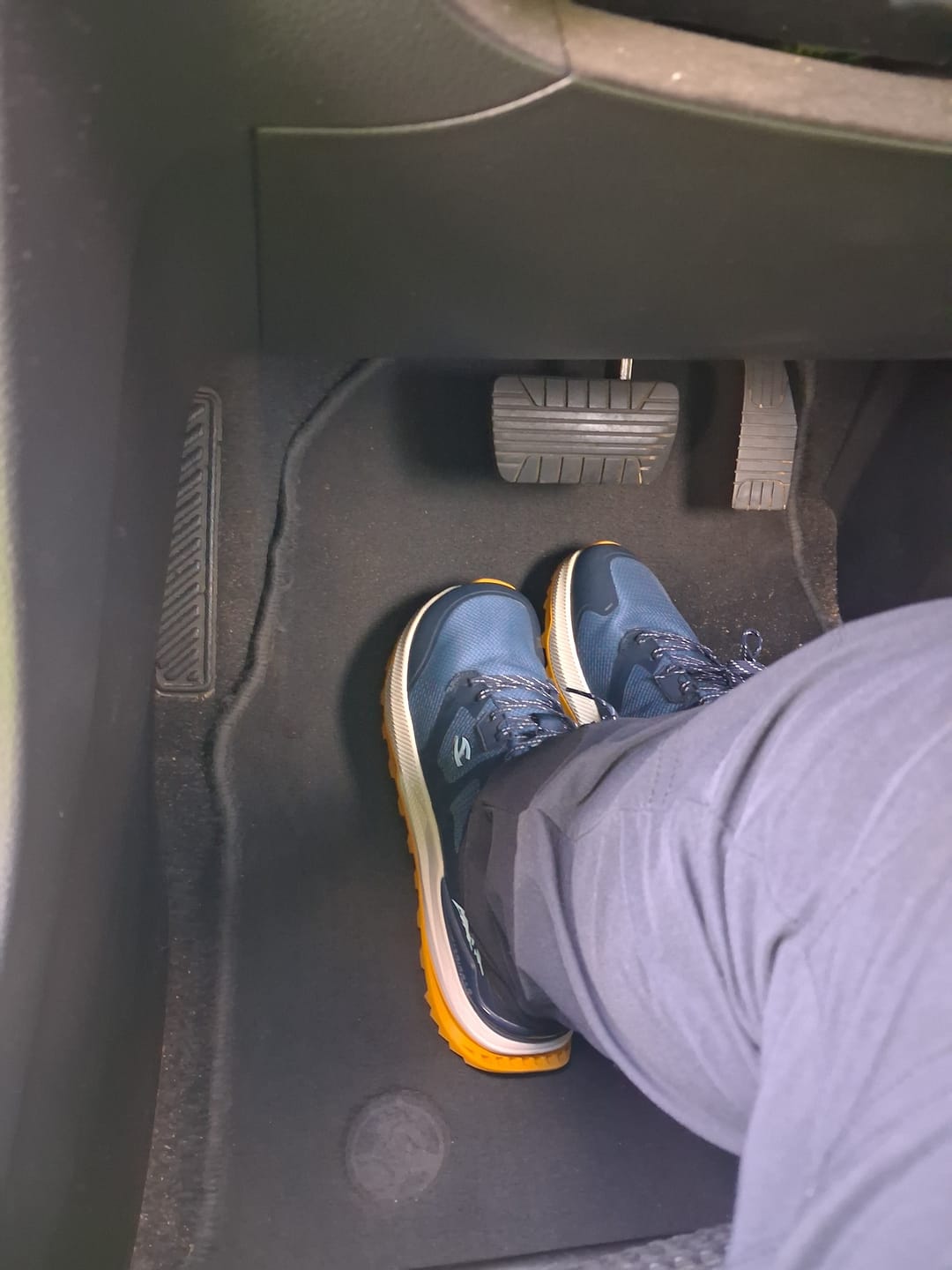 Customer photo review of Aurora - Wide Toe Sneakers