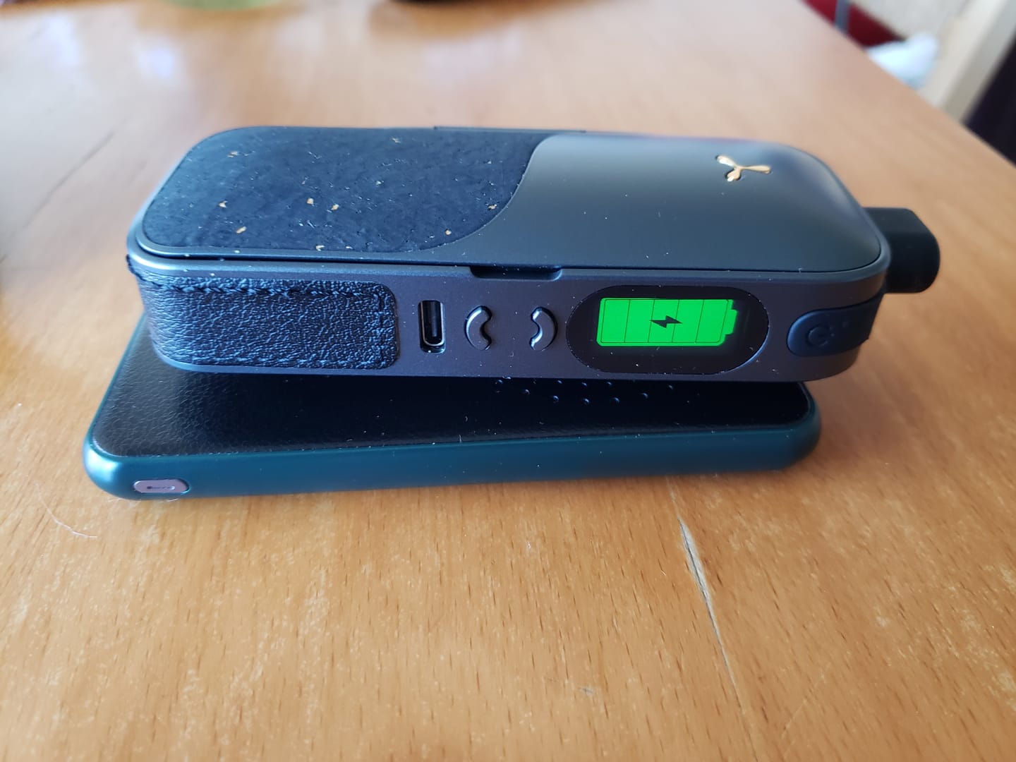 Customer photo review of AC5000 Magnetic Power Bank
