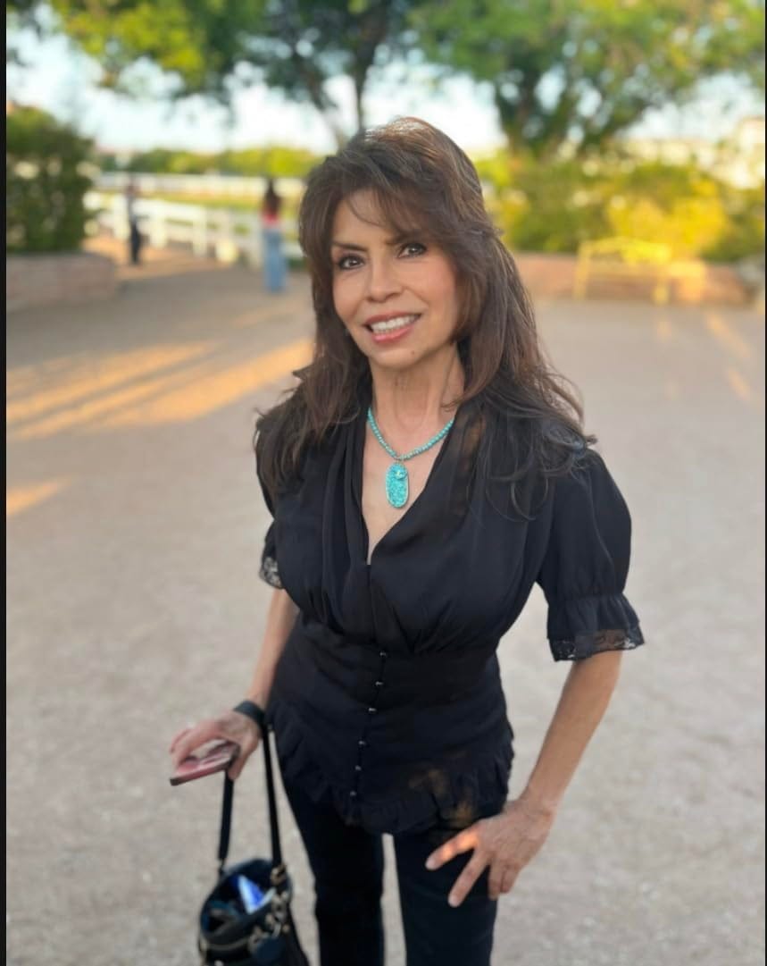 Customer photo review of Steampunk short puff sleeve shirt