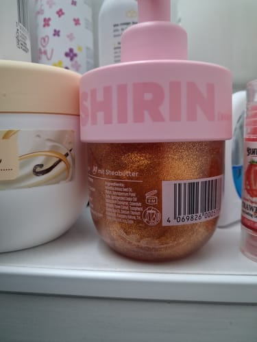 Customer photo review of Shimmering Body Oil Glazed Strawberry Butter Cream