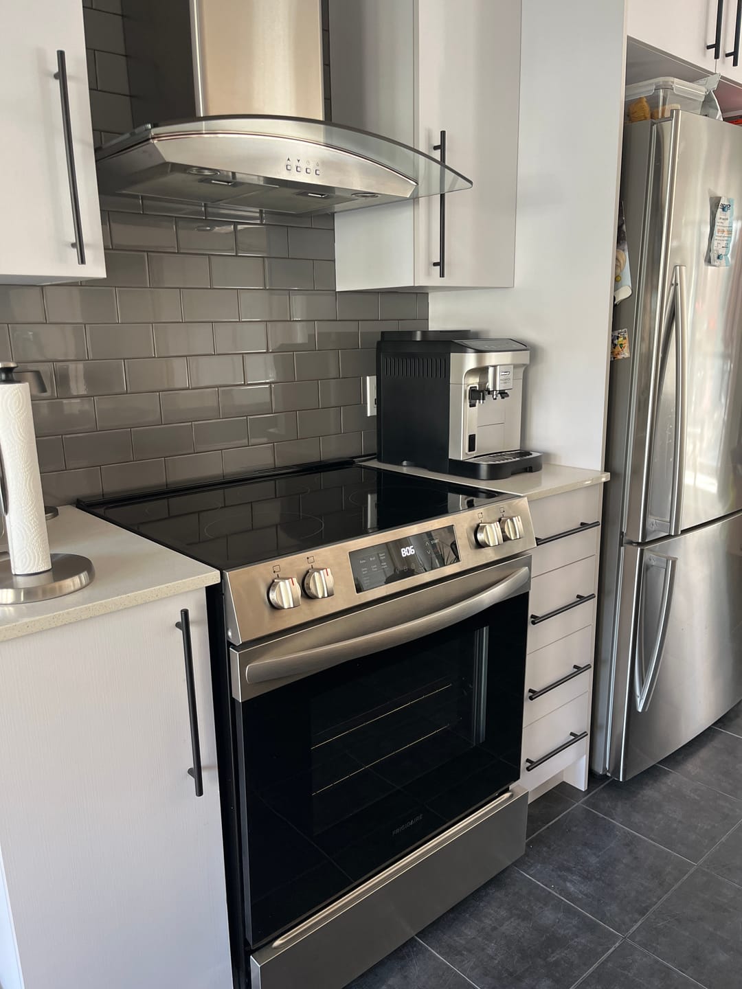 Customer photo review of DeLonghi - Magnifica EVO (ECAM29084SB)