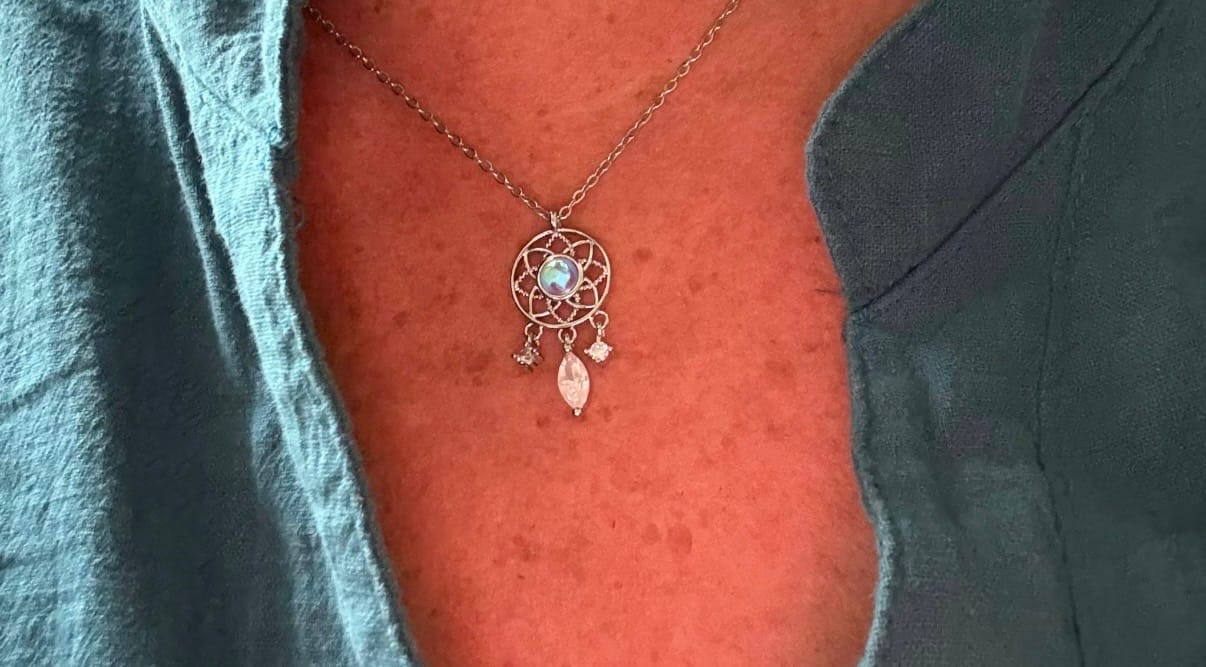 Customer photo review of Mondstein Halskette - Traumfänger