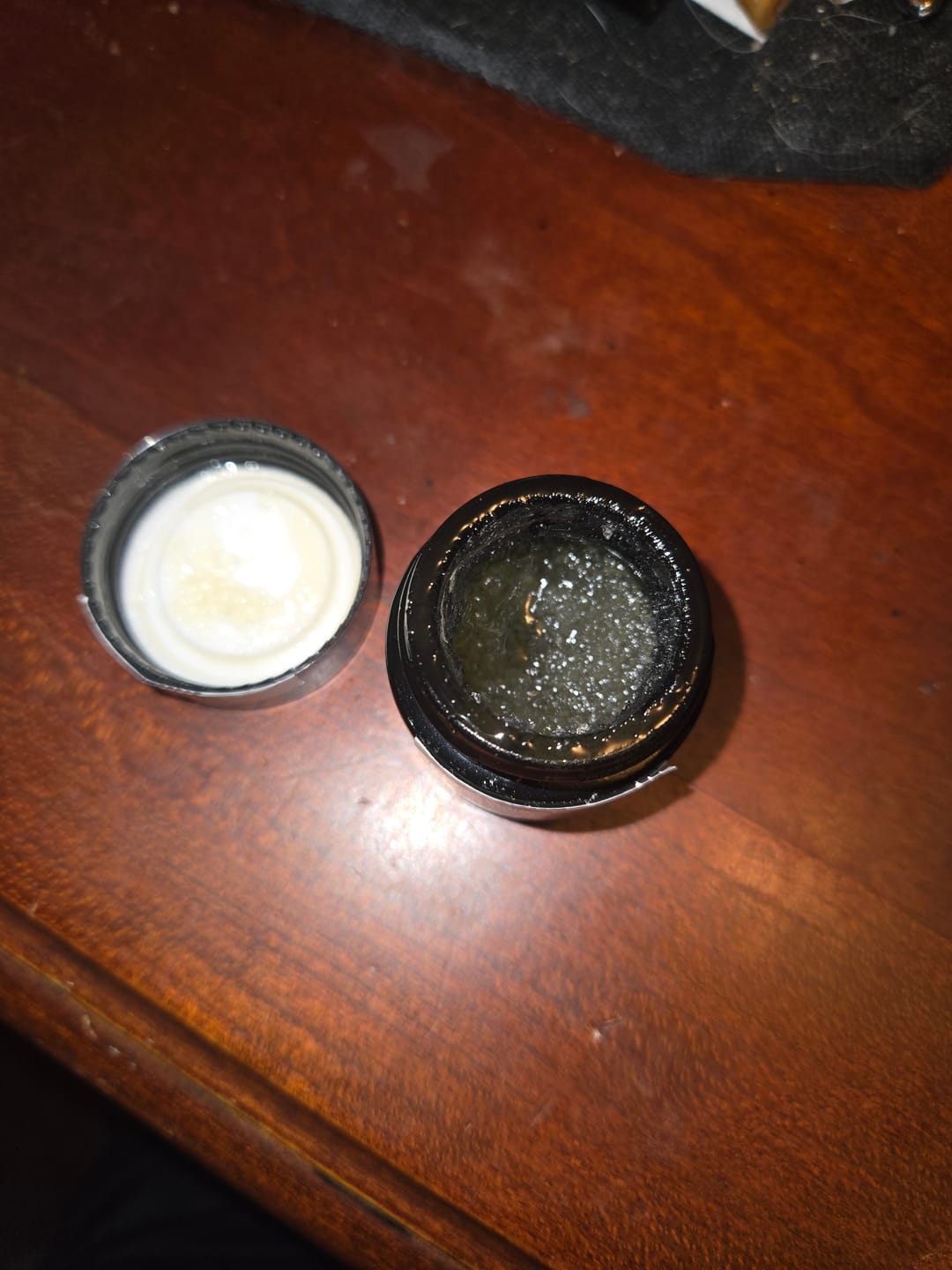 Customer photo review of Legendary Honey Crystal Gorilla Glue 3.5G (BOGO)