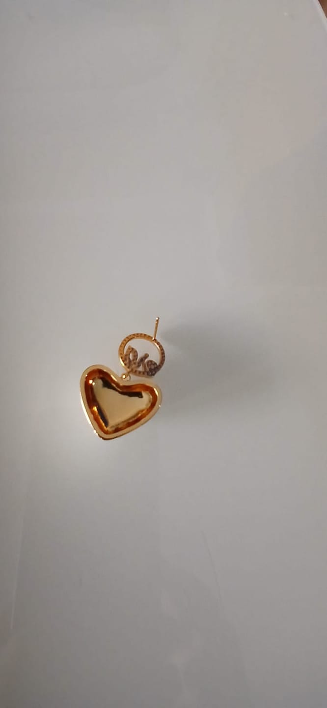 Customer photo review of White Era Adore Gold Earrings