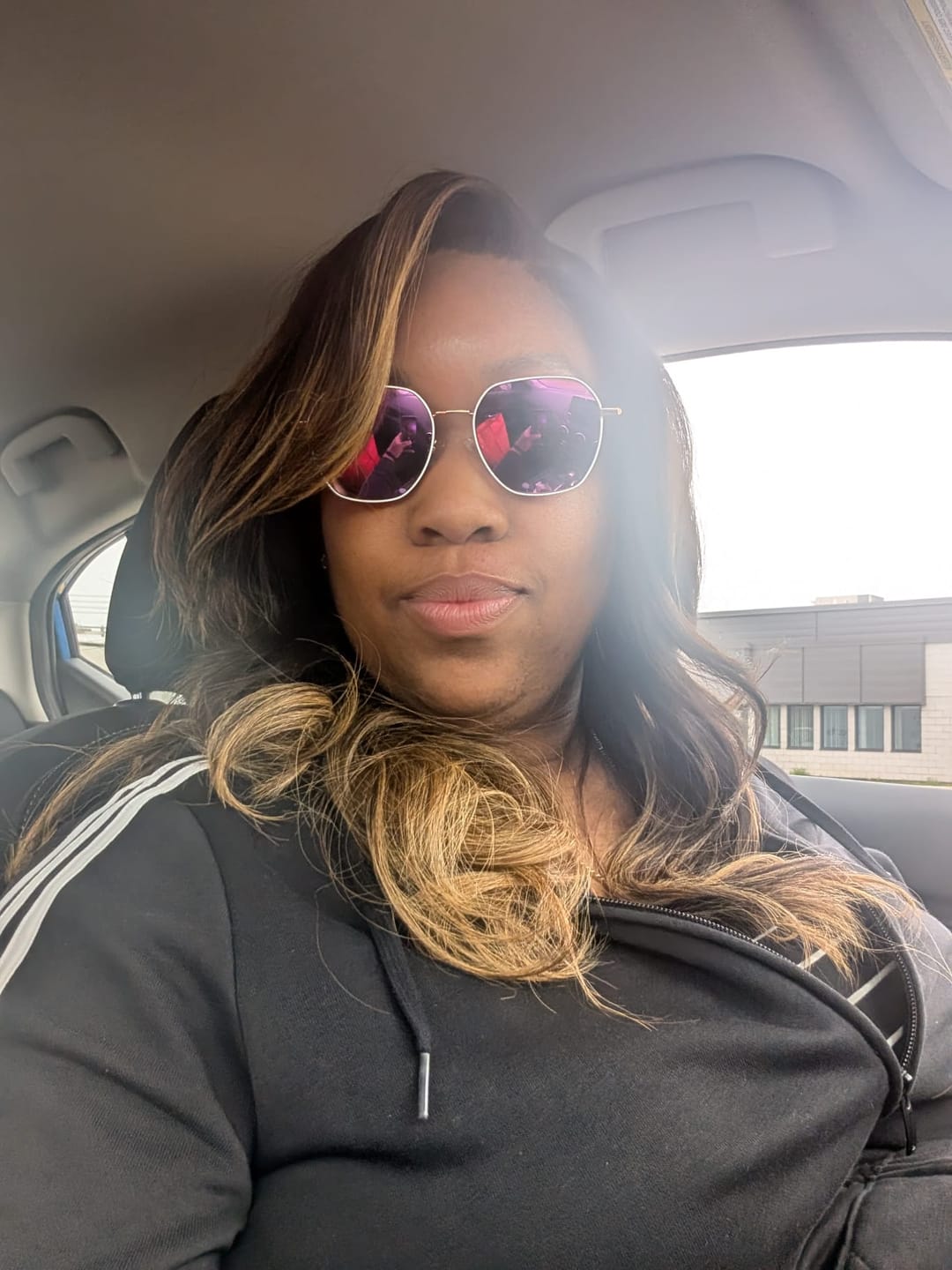 Customer photo review of Designer Eliane - Velvet - Medium - 5x5 HD