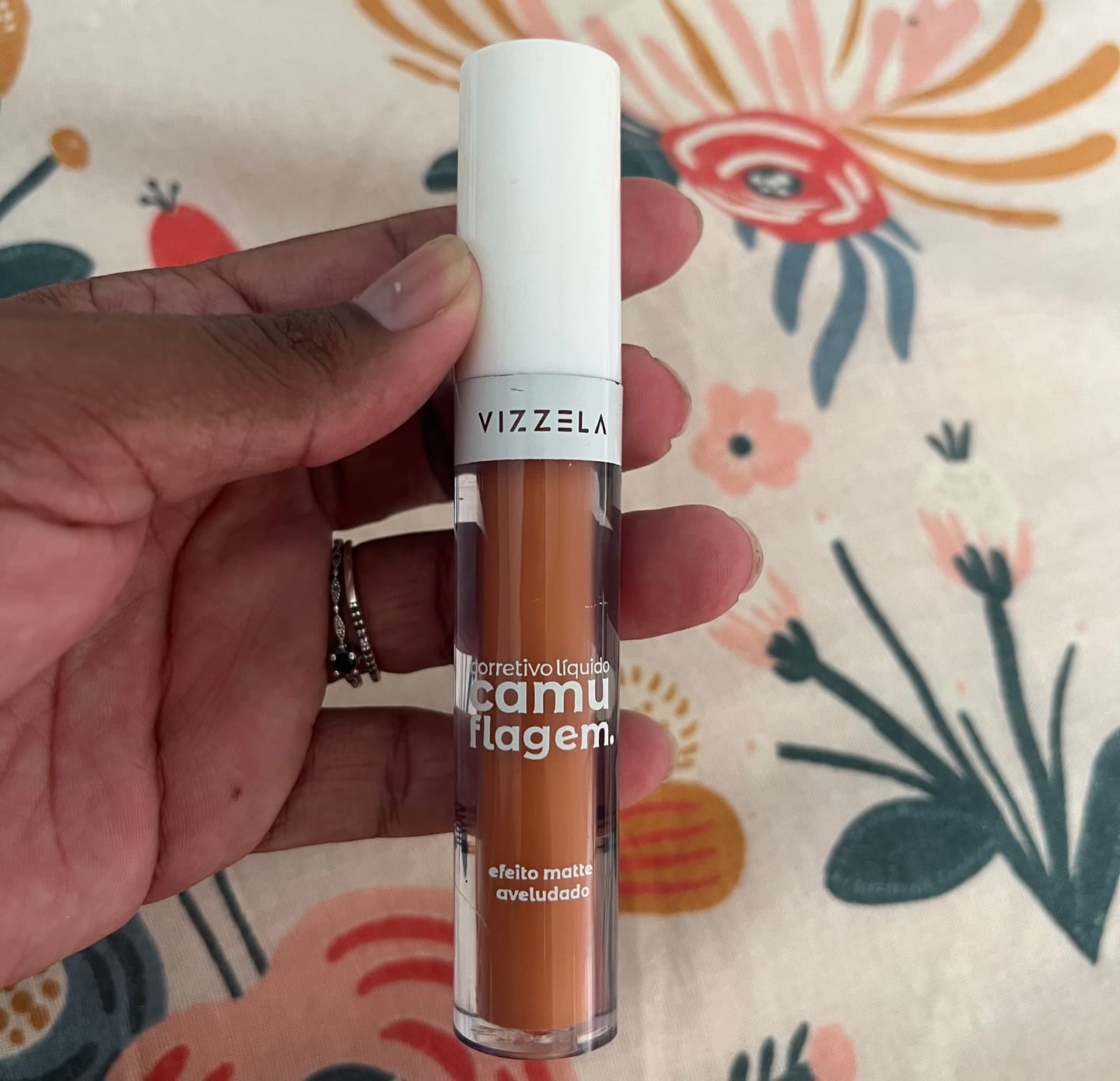 Customer photo review of Corretivo Camuflagem – Laranja - Vizzela