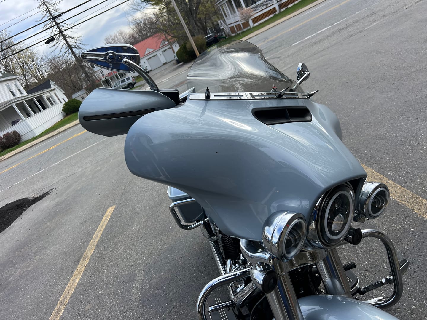 Customer photo review of Hand Guards with LED for Touring & Softails fit for 2009-2026