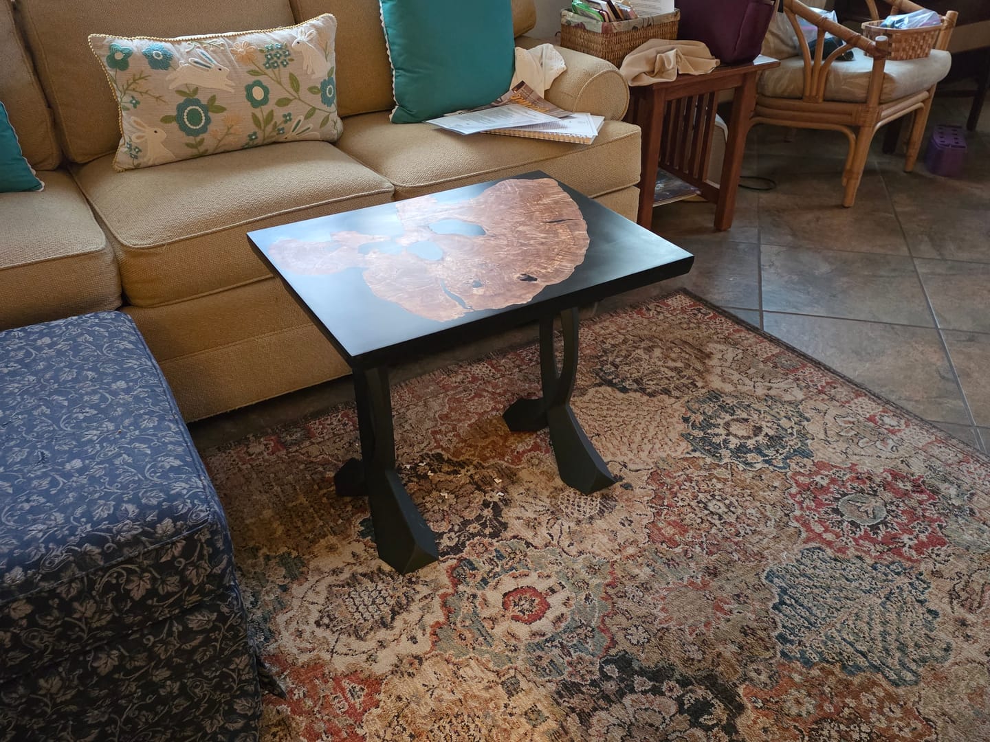 Customer photo review of End Table Legs 219 Curva 20" H Mid-Century Modern Style