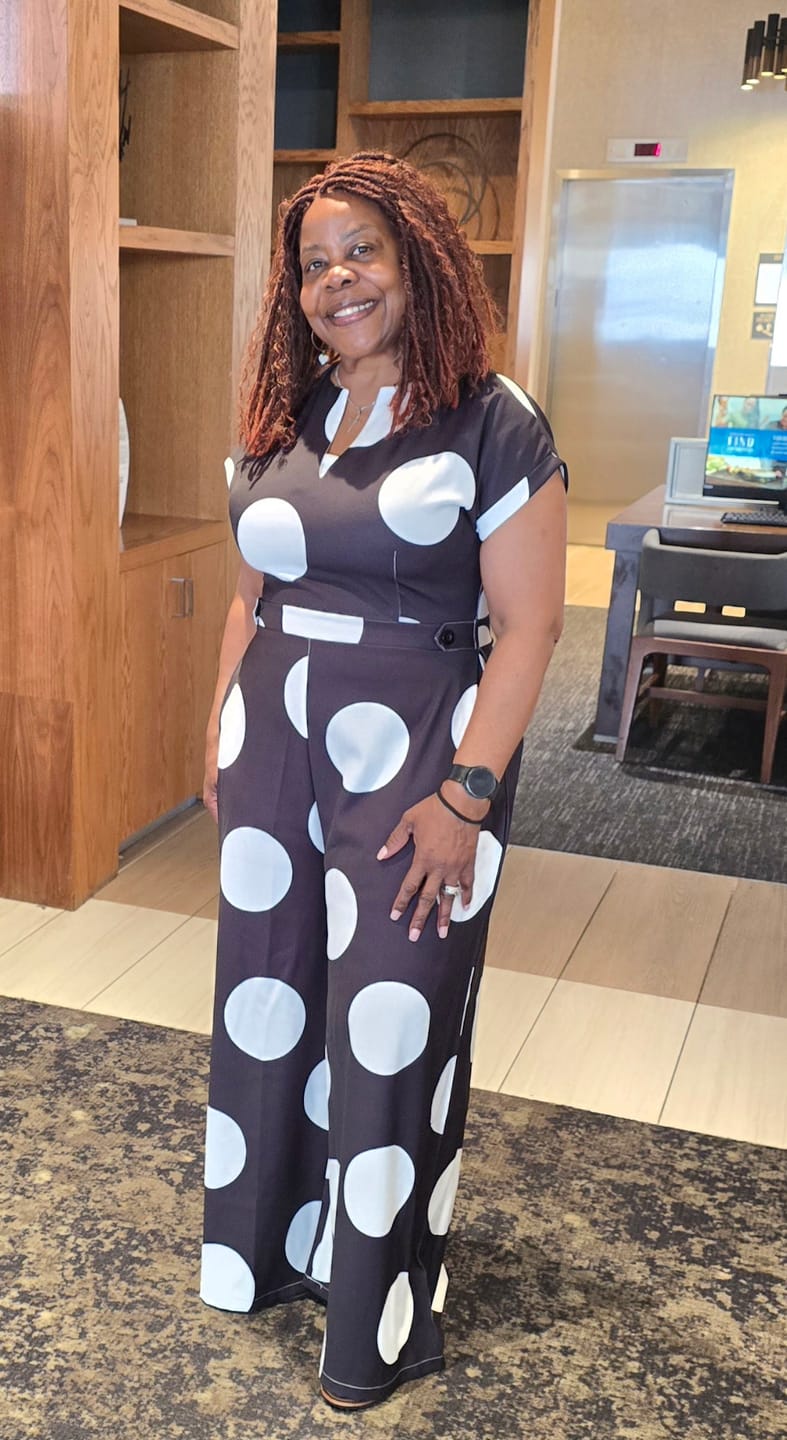 Customer photo review of Short Sleeves Wide Leg Polka-Dot V-Neck Jumpsuits