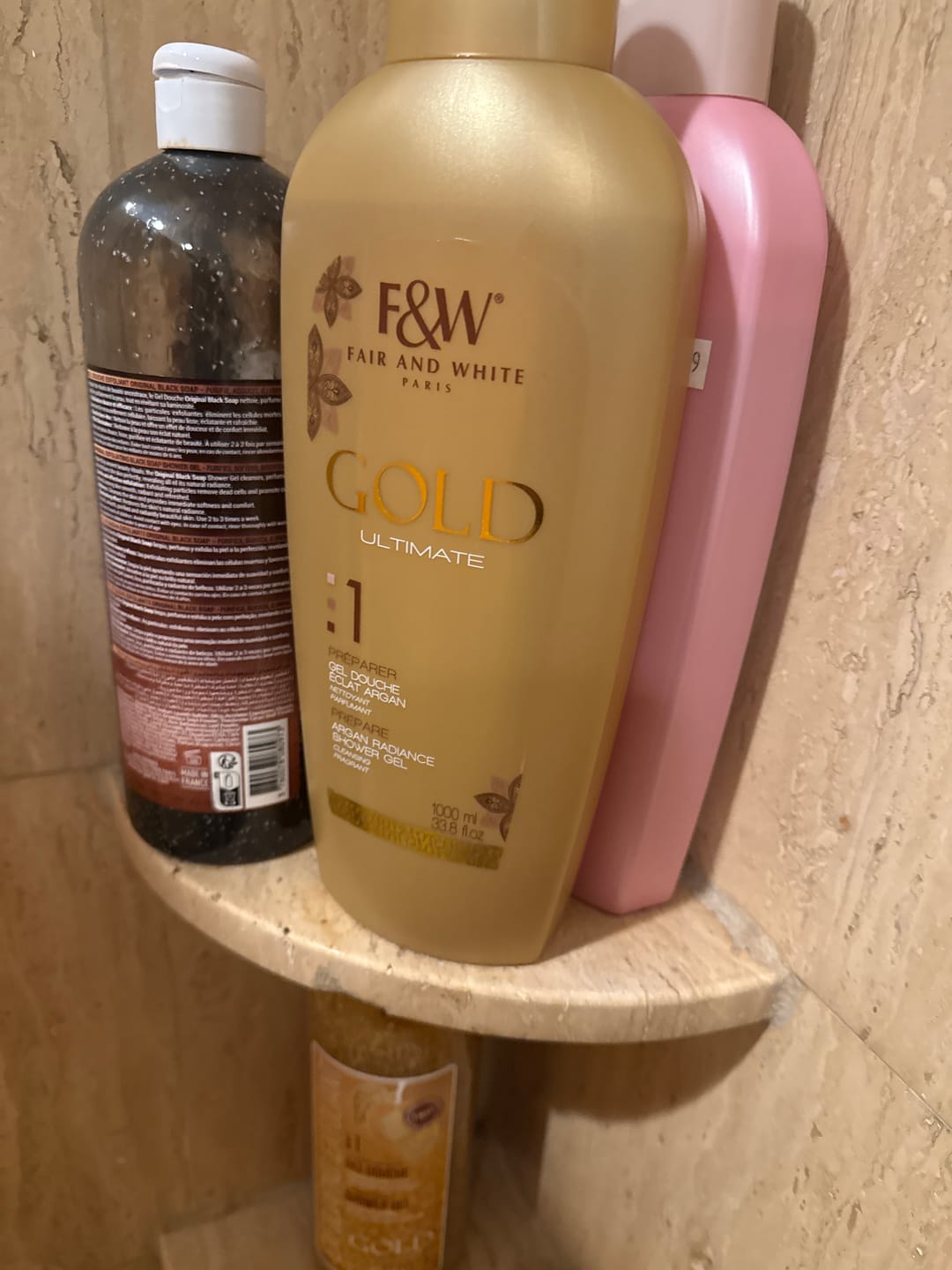Customer photo review of Gold :1 Argan Shower Gel 1000ml