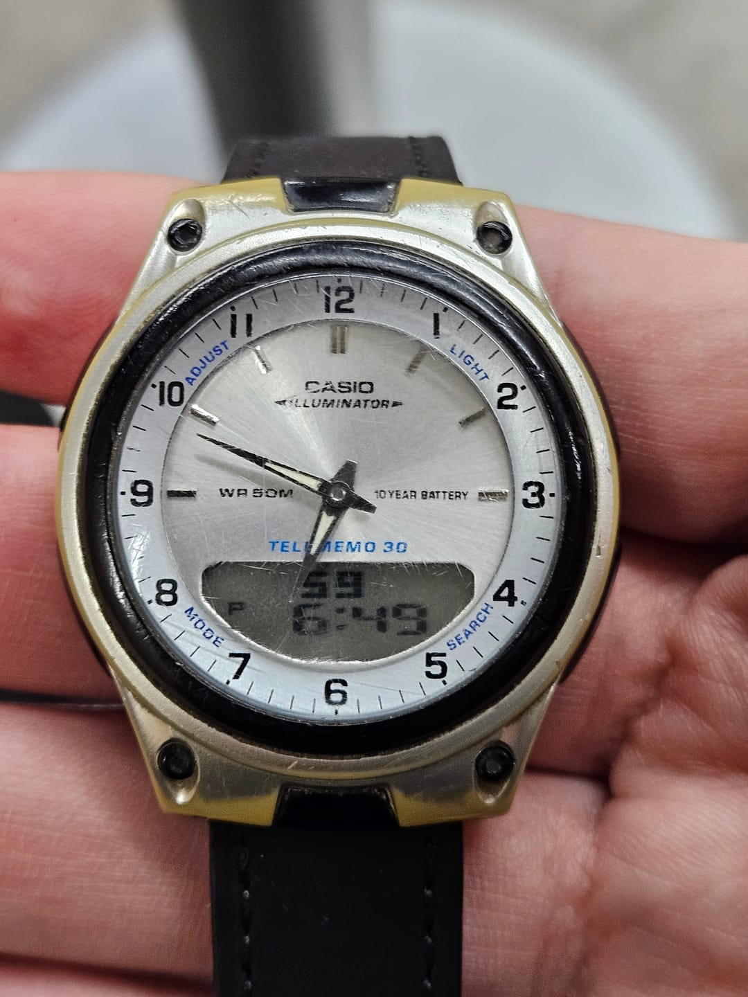Customer photo review of Polywatch Polish Plastic - ¡Limpia rayas en cristal acrílico!