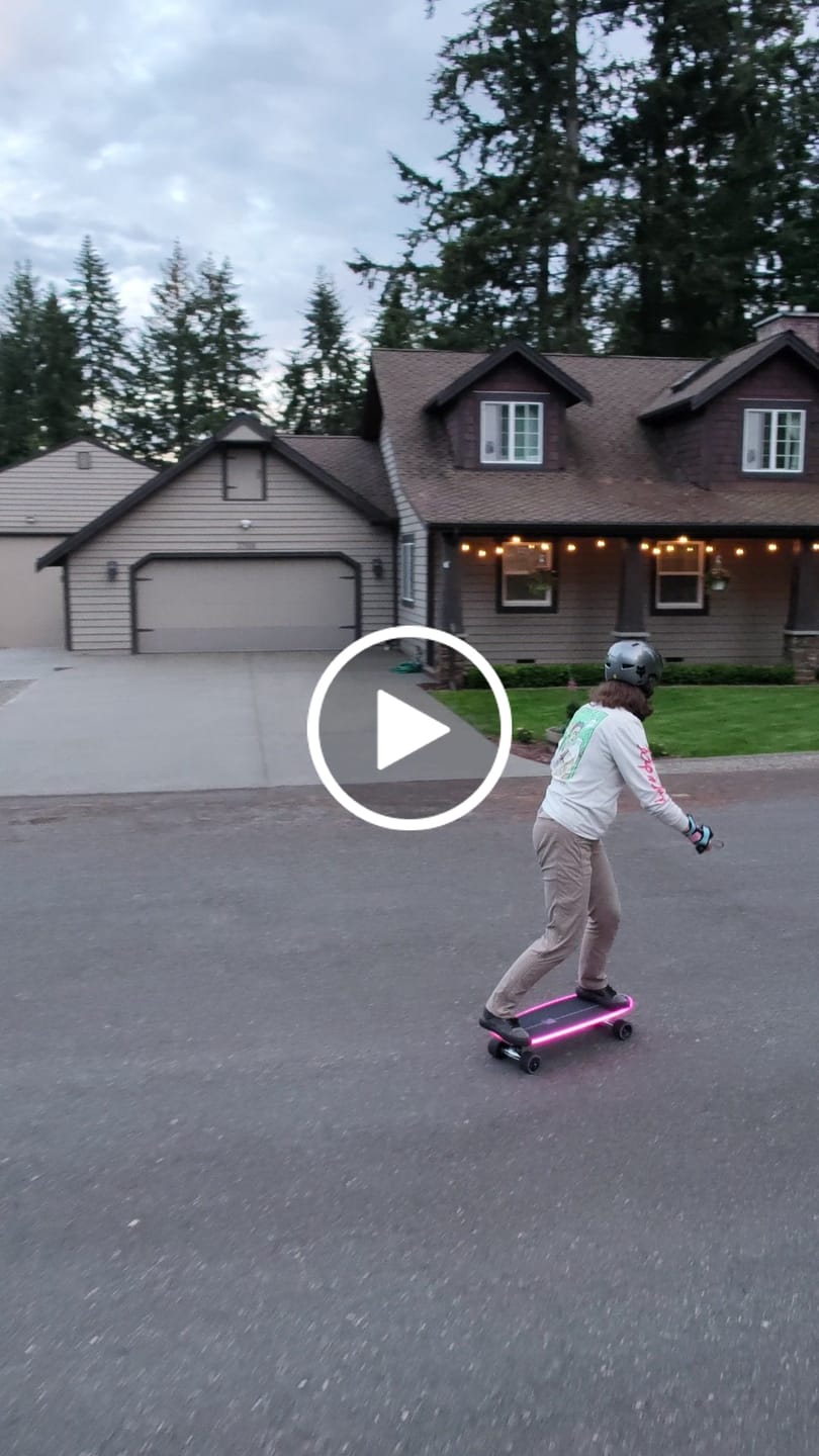 Customer video review of Backfire Nalu Electric Skateboard with R5s Remote
