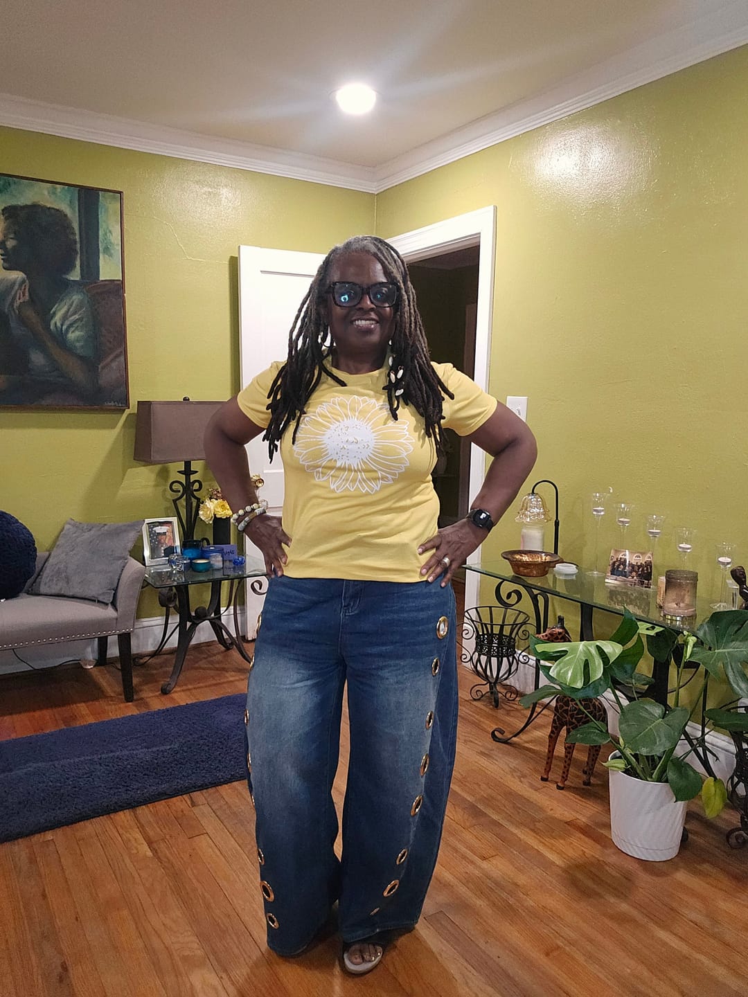 Customer photo review of High Waisted Loose Buttoned Geometric Hollow Pockets Split-Joint Jean Pants Bottoms