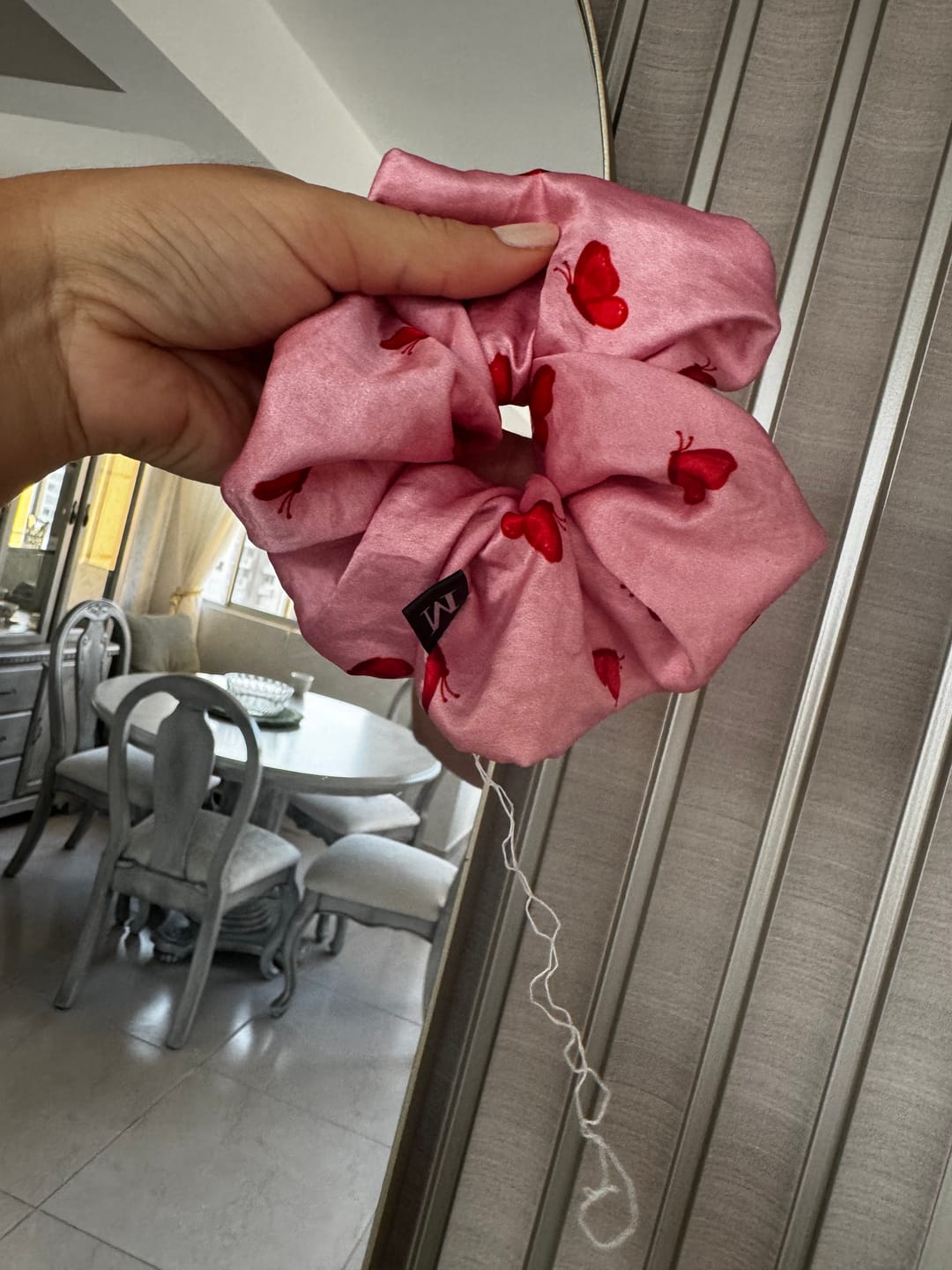 Customer photo review of Scrunchies Medianas - Satin