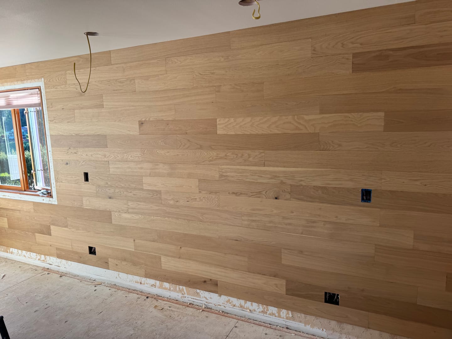 Customer photo review of Natural Oak Smooth Self-Stick Planks