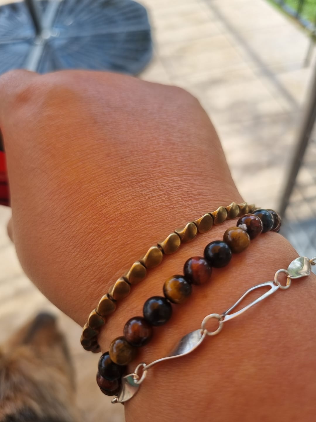 Customer photo review of Bracelet Tibétain en Perles de Cuivre