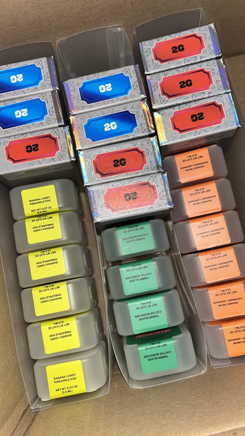 Customer photo review of 2 Gram Disposable Vapes - 50 units