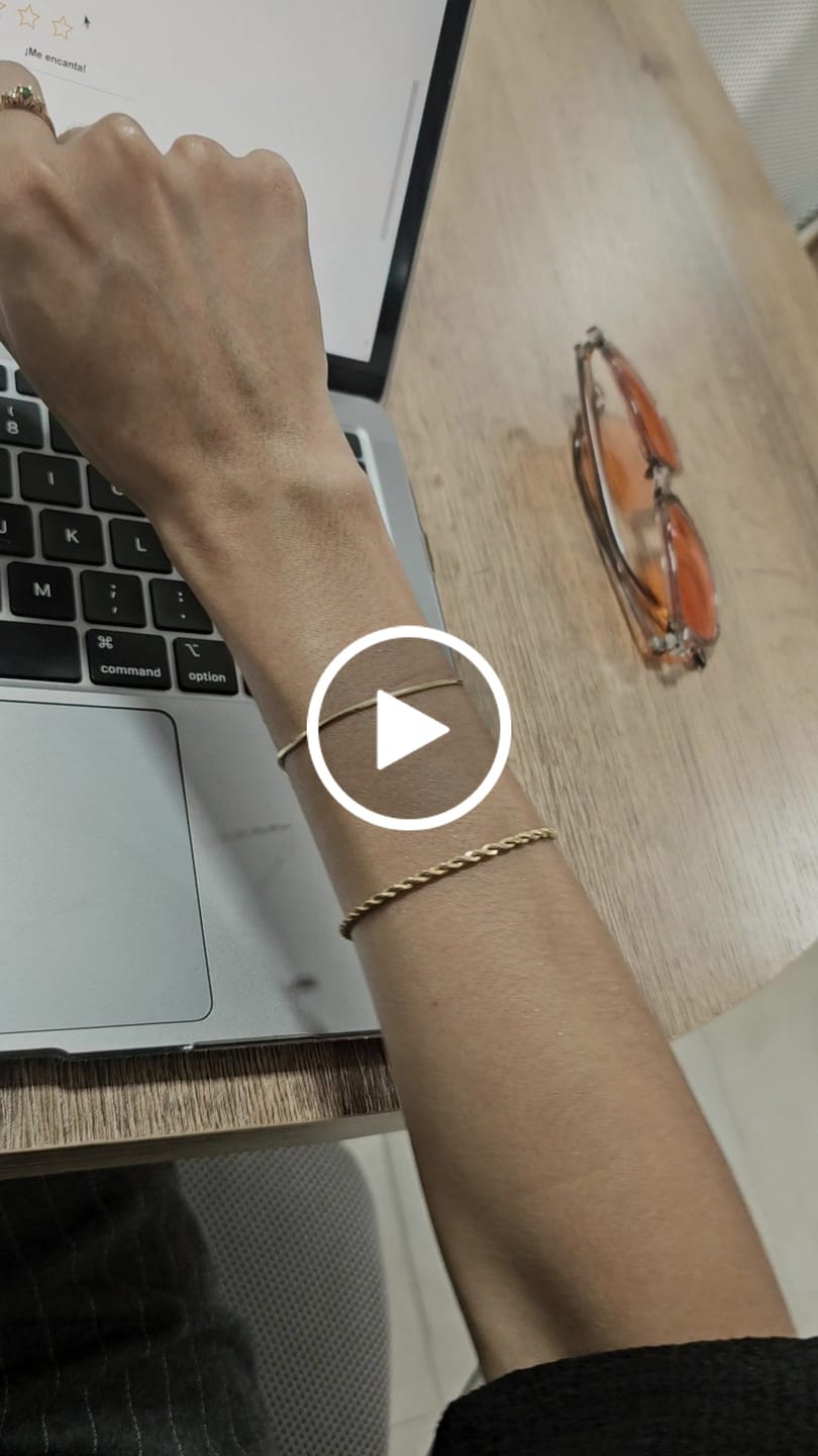 Customer video review of Pulseras Cola de Ratón en Oro laminado 18k Para Pareja