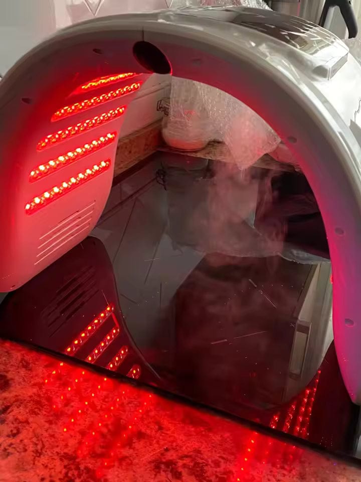 Customer photo review of LED Light Therapy Machine