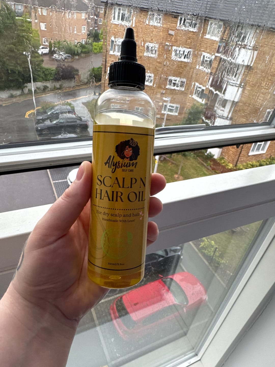 Customer photo review of 100% Natural Scalp and Hair Oil